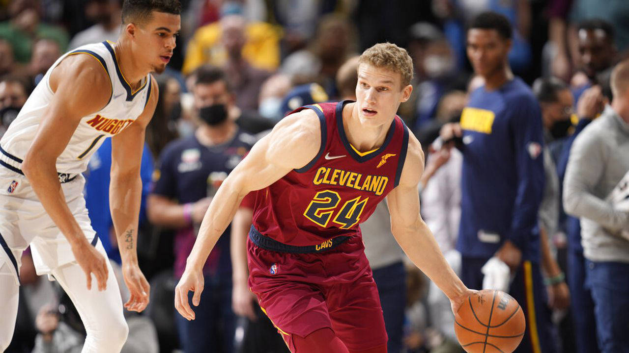 马德里竞技迎德甲关键赛；赛后手感冰凉；质疑声仍在；年轻球员得到机会的简单介绍