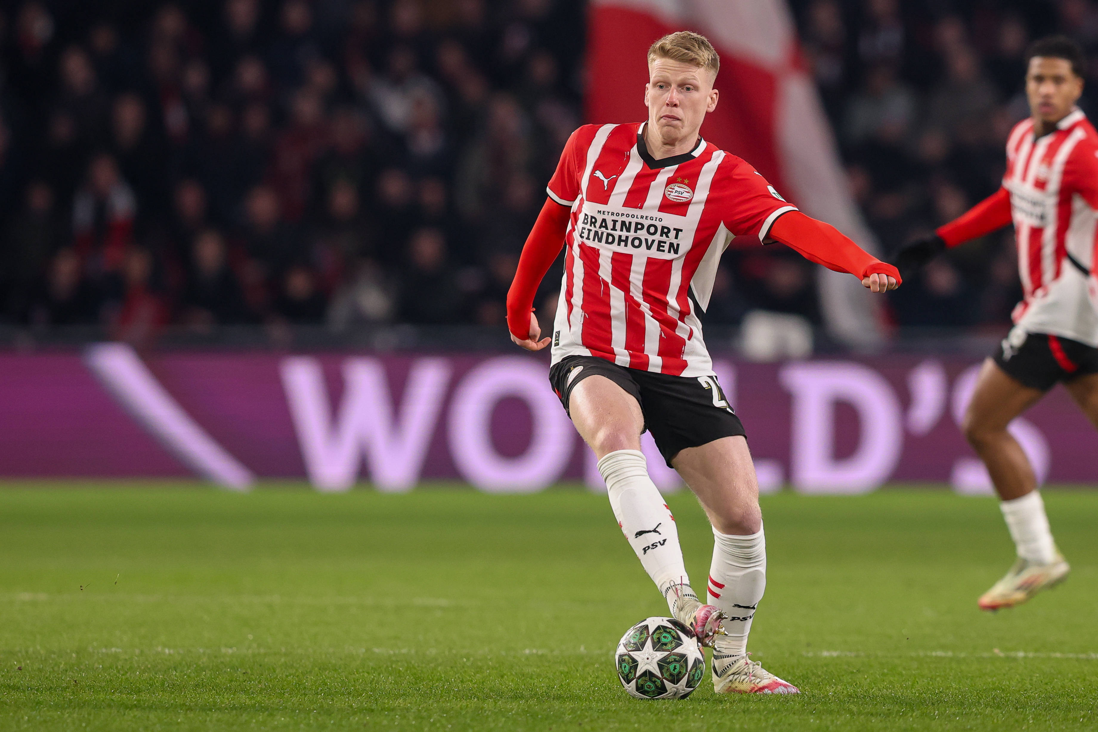 埃因霍温发布备战花絮,窗口期豪取连胜,NBA常规赛任务艰巨,球探报告显示潜力的简单介绍 埃因霍温发布备战花絮,窗口期豪取连胜,NBA常规赛任务艰巨,球探报告显示潜力的简单介绍