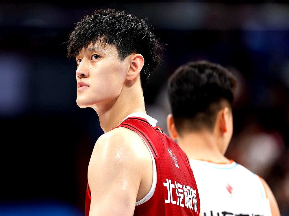 南宫平台 -夏洛特黄蜂今晚战术微调，志在CBA季后赛名次提升，目标明确，训练强度明显提升的简单介绍