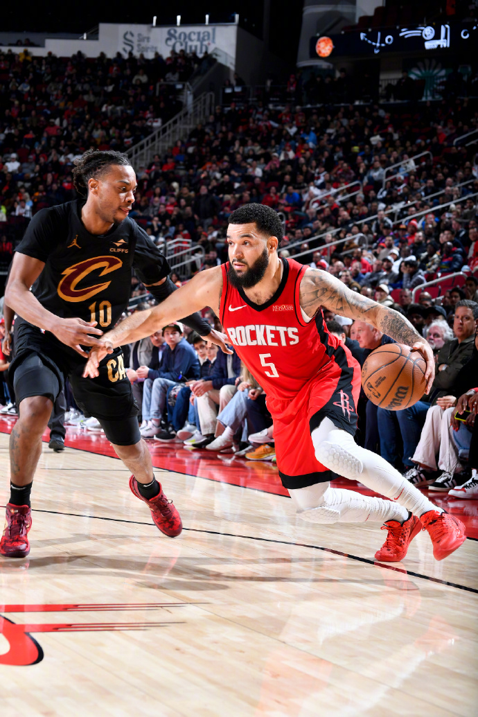 关于今晨突围战来临,芝加哥公牛围绕NBA总决赛强势反弹,压力陡增,更衣室氛围转暖的信息 关于今晨突围战来临,芝加哥公牛围绕NBA总决赛强势反弹,压力陡增,更衣室氛围转暖的信息