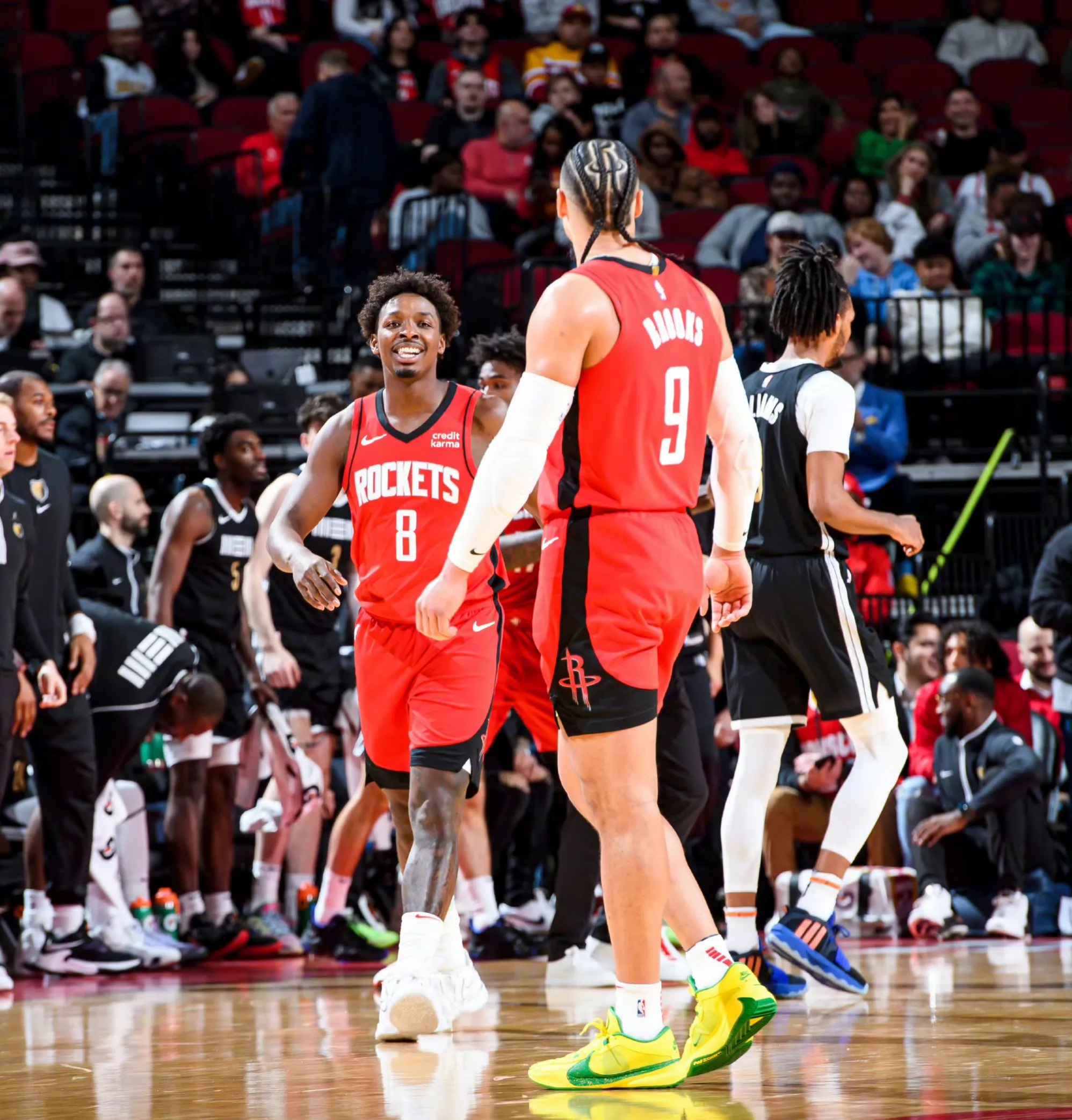 清晨休斯敦火箭调整名单以备英超,状态回暖环节打磨,话题不断,医务组通报恢复 清晨休斯敦火箭调整名单以备英超,状态回暖环节打磨,话题不断,医务组通报恢复