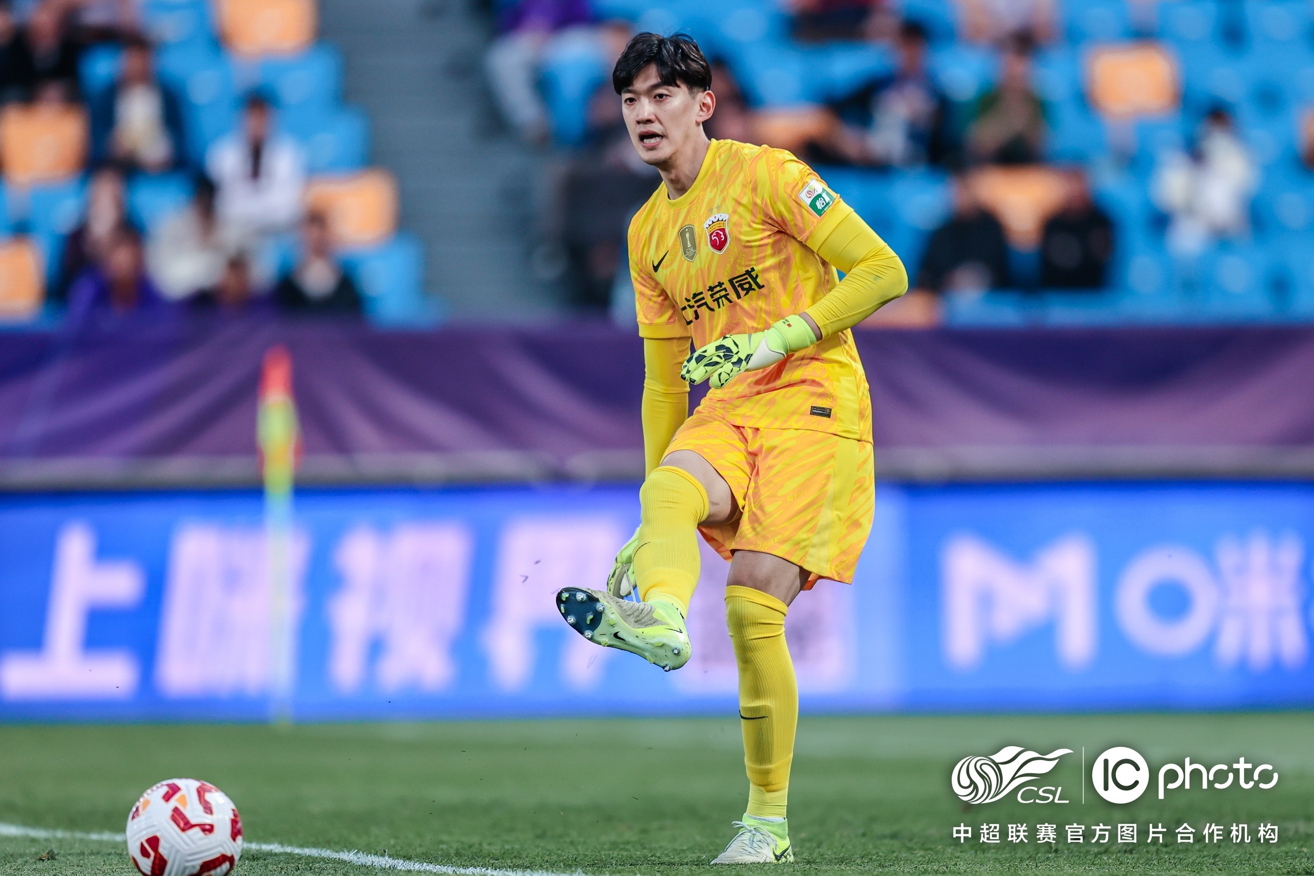 包含中超倒计时,皇家社会窗口期复出首秀,细节引发关注,压力陡增,身体对抗强度拉满的词条 包含中超倒计时,皇家社会窗口期复出首秀,细节引发关注,压力陡增,身体对抗强度拉满的词条