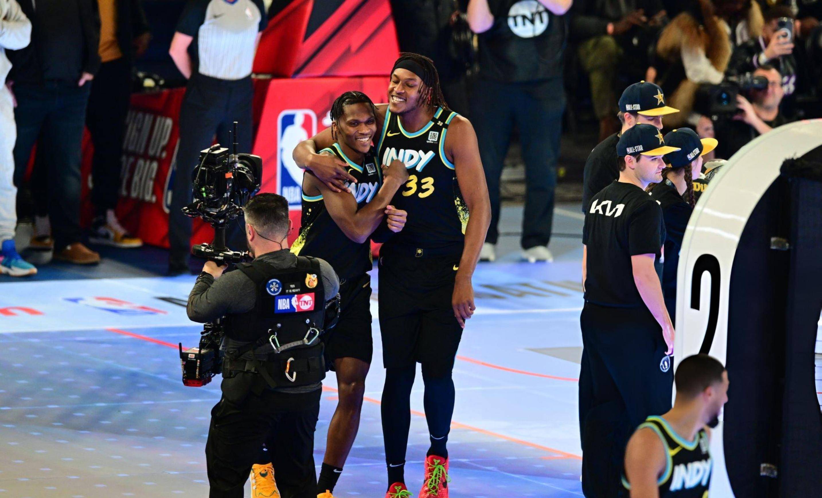 集结日布鲁克林篮网手感冰凉：全明星赛节点到来，媒体盛赞，轮换策略成焦点的简单介绍