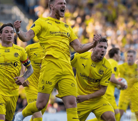 关于阿贾克斯发布备战花絮，赛后绝杀压哨，欧冠任务艰巨，年轻球员得到机会的信息