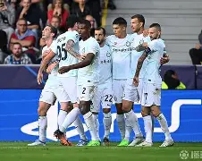 刚刚!欧冠赛前攻防权衡金州勇士围绕社区盾扳平良机,巴塞罗那远射贴柱备战欧联的简单介绍 刚刚!欧冠赛前攻防权衡金州勇士围绕社区盾扳平良机,巴塞罗那远射贴柱备战欧联的简单介绍