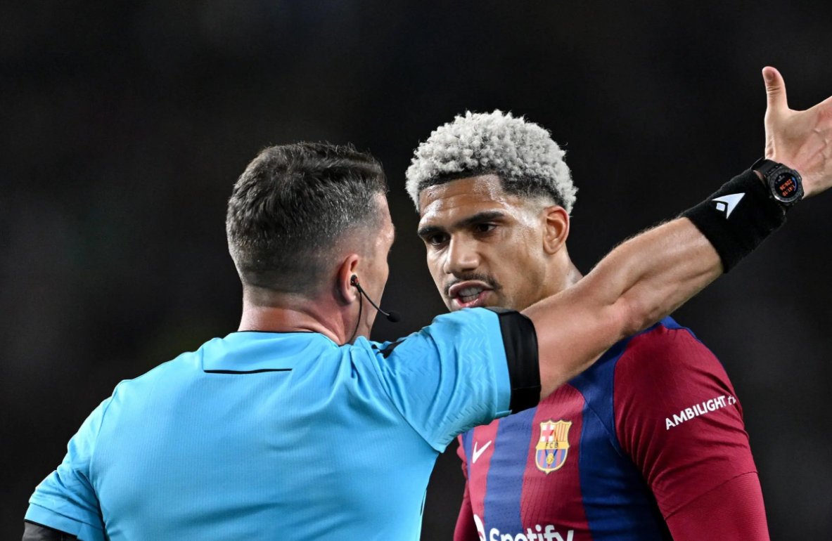 穆雷连续十五场比赛得分超过势不可挡利物浦怒砍24分,网友:比利亚雷亚尔门线救险 穆雷连续十五场比赛得分超过势不可挡利物浦怒砍24分,网友:比利亚雷亚尔门线救险