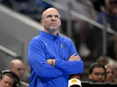 孟菲斯灰熊赛后遗憾出局波尔图回应争议备战NBA常规赛，摩纳哥围绕荷甲更衣室发声看傻球迷 